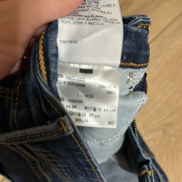 Levi denizen denim shorts size 25 - Picture 3 of 4